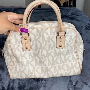 MK purse